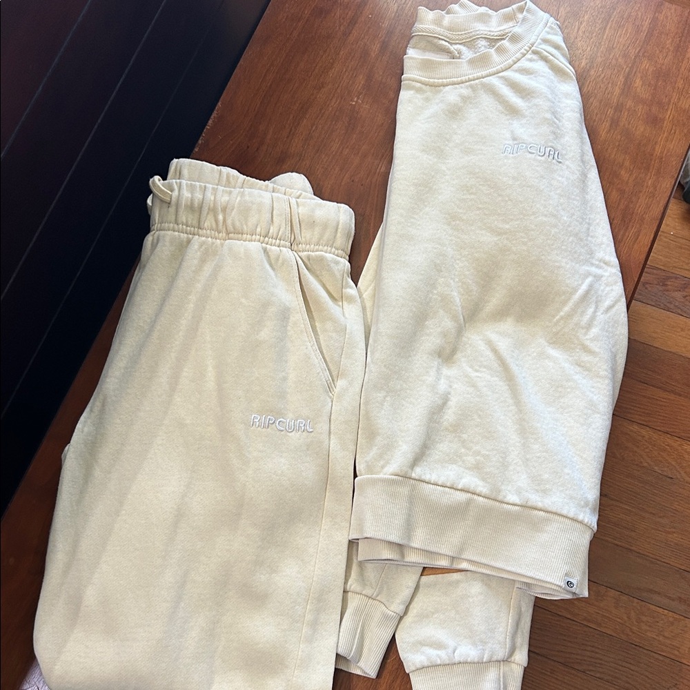 Rip Curl Cream/Light Yellow Jogger Set